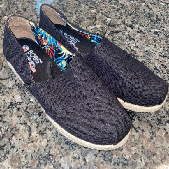 🔴SOLD🔴BOBS by Skechers - Picture 2 of 6